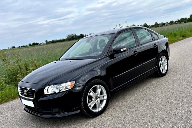 Volvo S40 cena 21900 przebieg: 272000, rok produkcji 2007 z Suchowola małe 211